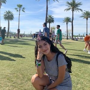 Meet your Posher, Melissa